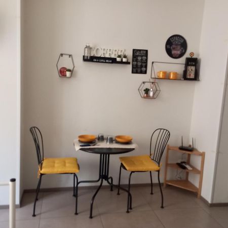 Holidaystudio Appartamento In Centro Salerno Kültér fotó